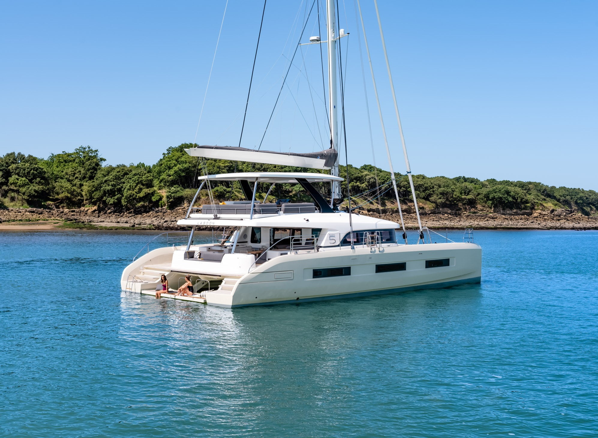 Lagoon 65 katamarán