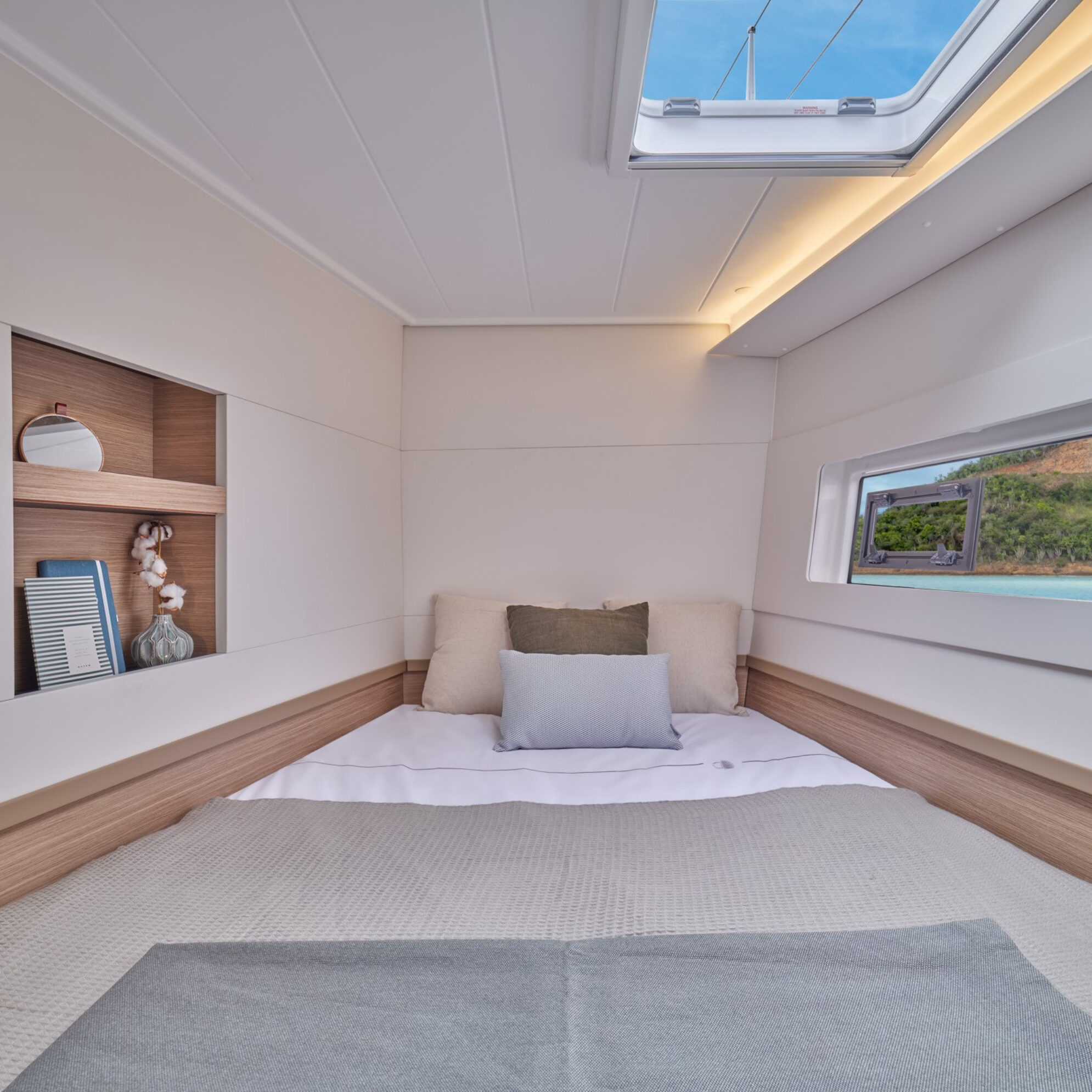 lagoon 40 katamaran interior