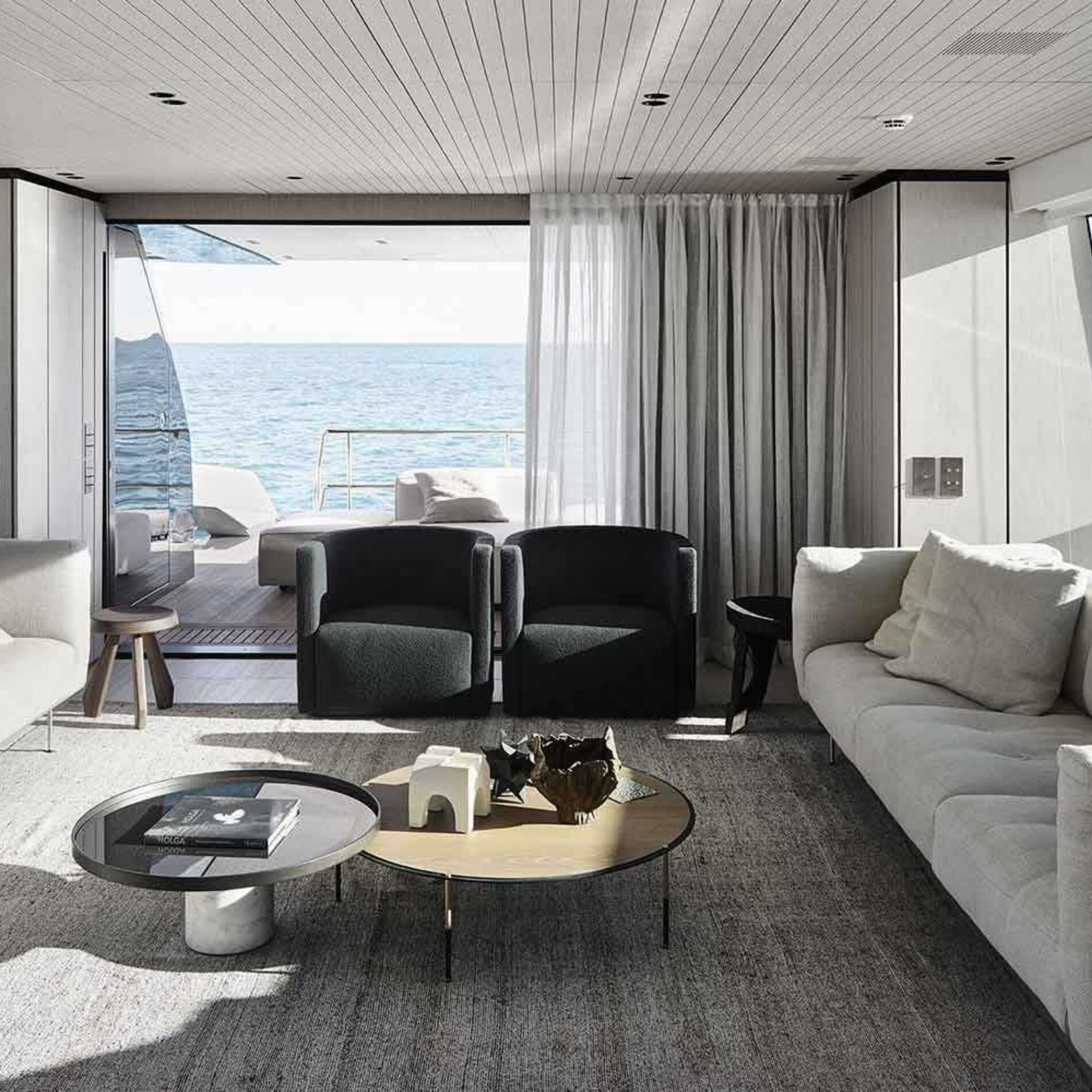 Sanlorenzo SX76 yacht interior