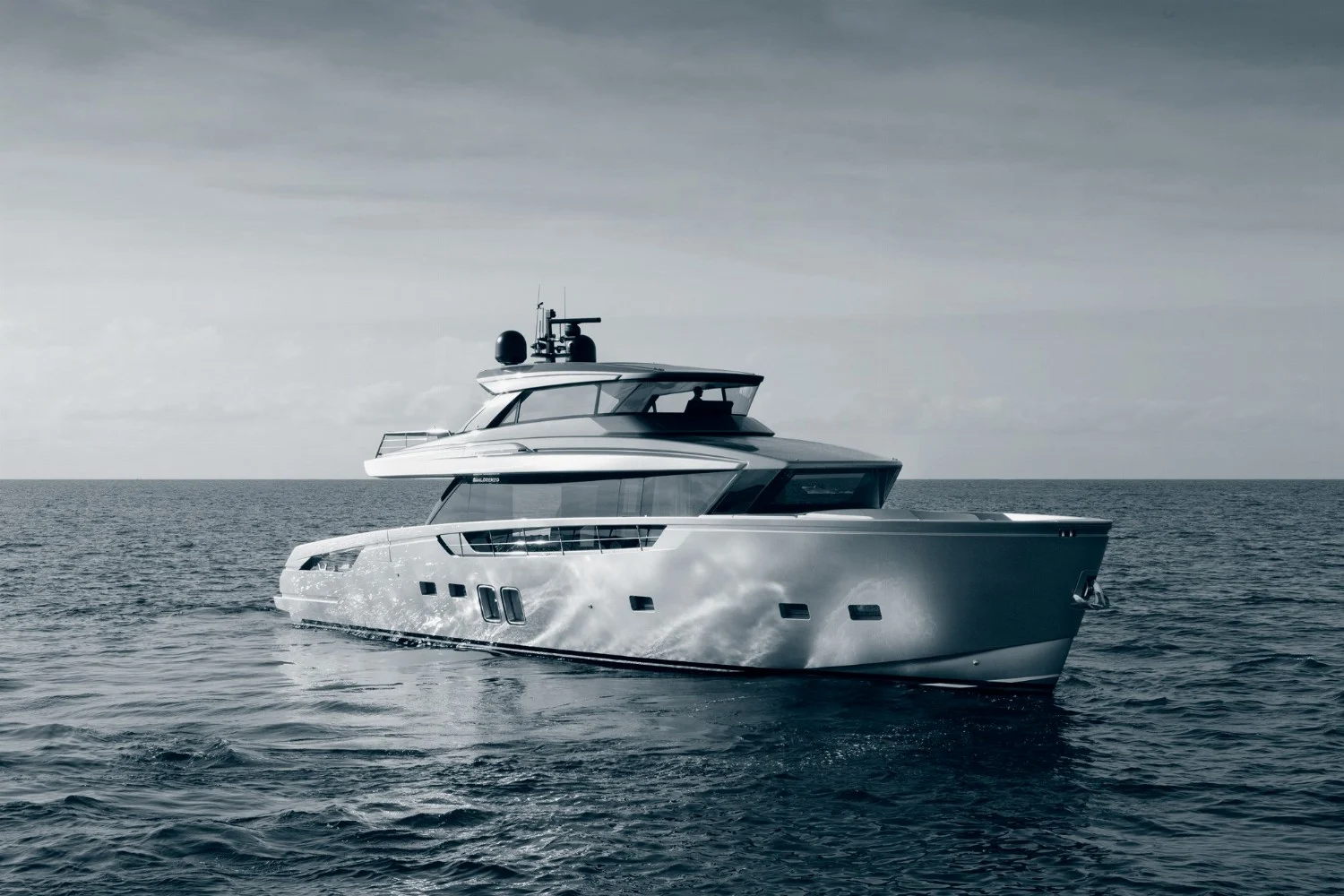 Sanlorenzo SX76 yacht exterior