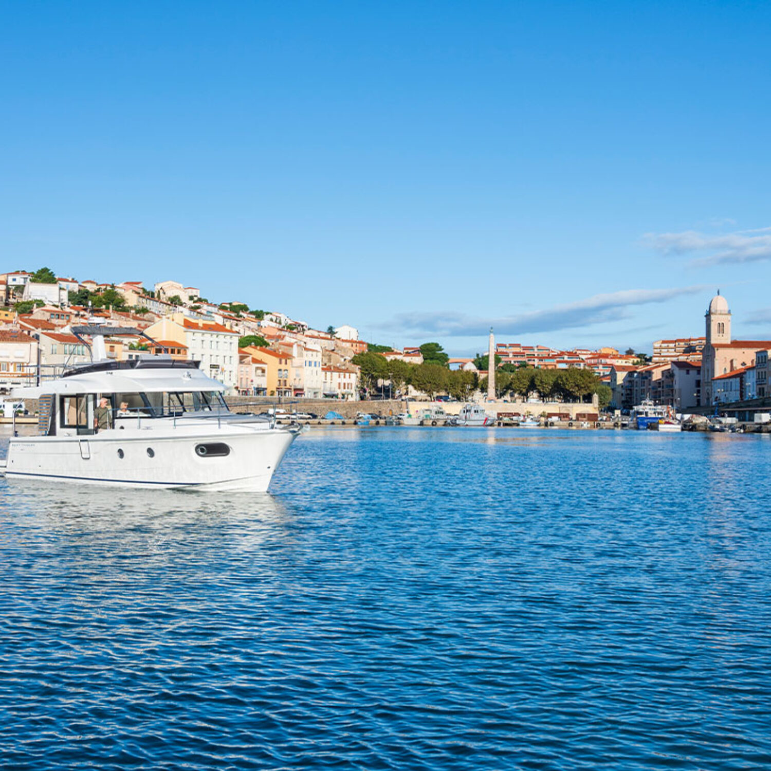 Beneteau Swift Trawler 41 Fly lodě