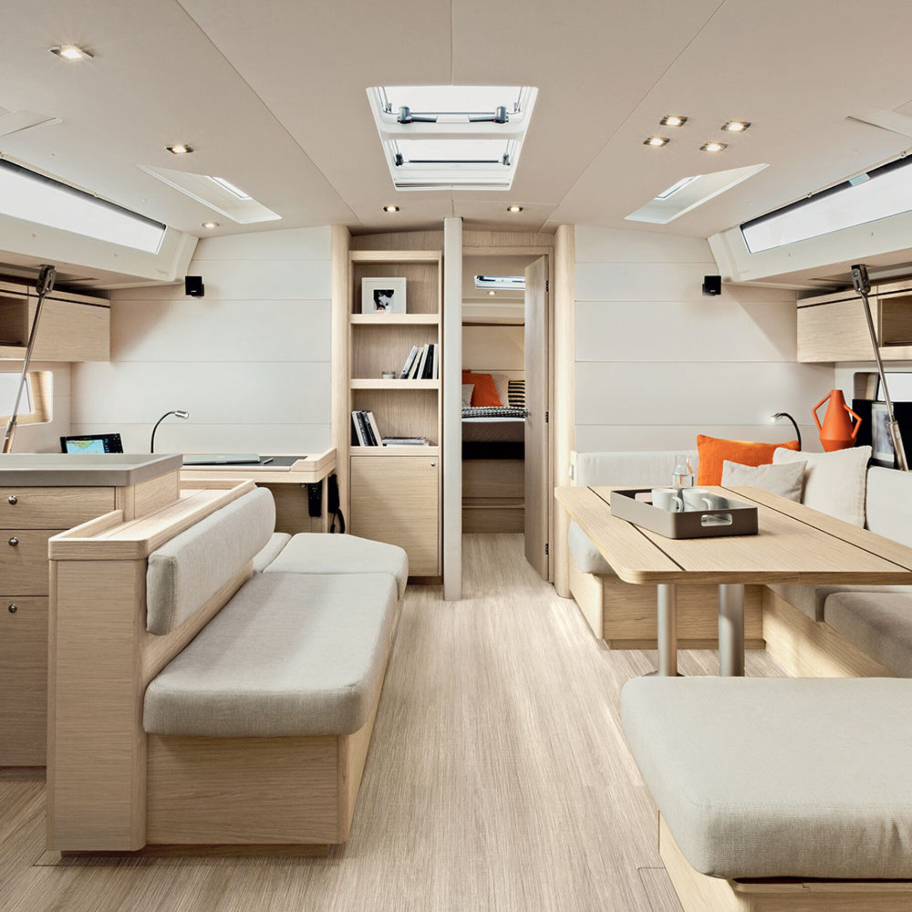 Beneteau Oceanis 51.1 vitorlás belseje