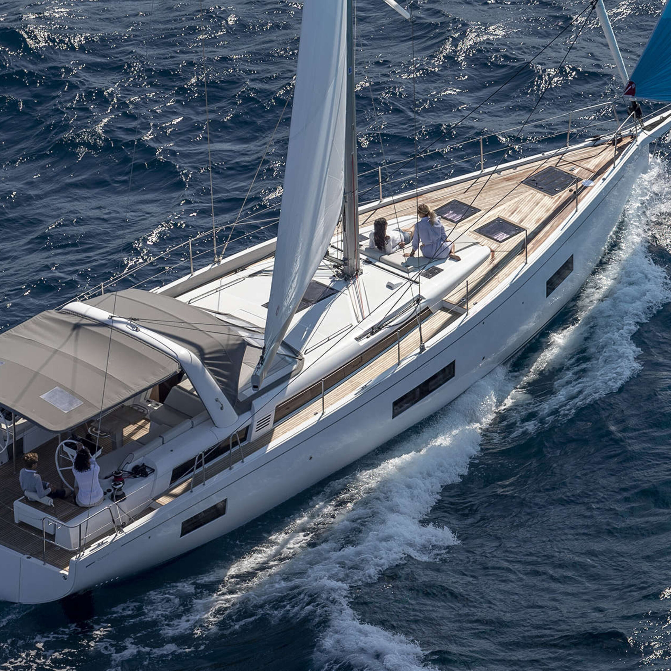 Beneteau Oceanis Yacht 54 vitorlás hajó