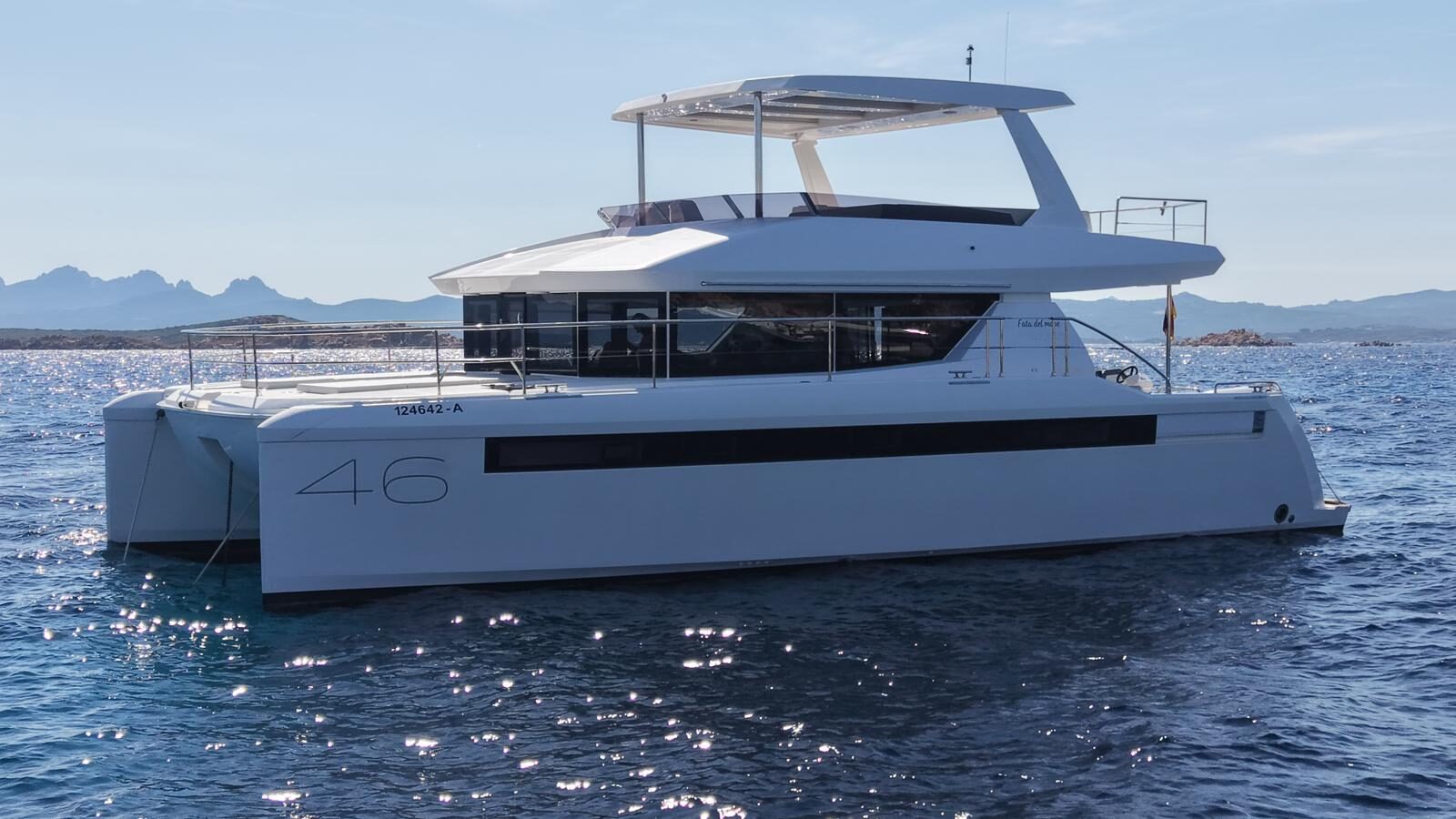 Leopard 46 Exterior